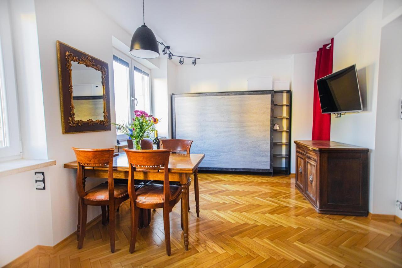Charming Apt Next To Lazienki Park And City Center Warsaw Luaran gambar