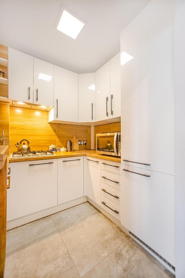 Charming Apt Next To Lazienki Park And City Center Warsaw Luaran gambar